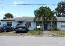 Pre-foreclosure Listing in N 6TH ST FORT PIERCE, FL 34950