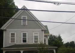 Pre-foreclosure in  HIGH ST Somersworth, NH 03878