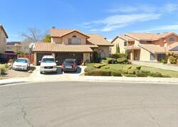 Pre-foreclosure in  ROYAL CT Palmdale, CA 93552