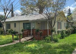 Pre-foreclosure Listing in W 23RD ST MERCED, CA 95340