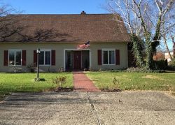 Pre-foreclosure in  ROCKWELL CT Zionsville, IN 46077
