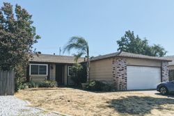 Pre-foreclosure Listing in ALMOND DR OAKLEY, CA 94561