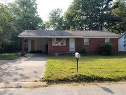 Pre-foreclosure Listing in TAYLOR ST PARAGOULD, AR 72450