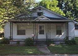 Pre-foreclosure in  E SAINT CHARLES AVE Mc Leansboro, IL 62859