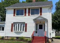 Pre-foreclosure Listing in MONTOWESE ST HARTFORD, CT 06114