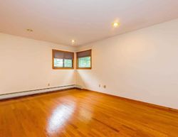 Pre-foreclosure Listing in JUNIPER LN SYOSSET, NY 11791