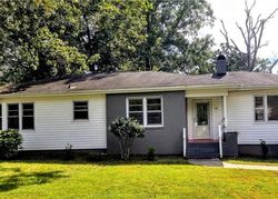 Pre-foreclosure in  PARK AVE Salisbury, NC 28146