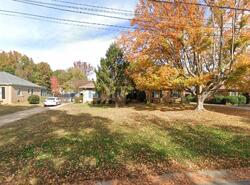 Pre-foreclosure in  GLENCANNON DR Charlotte, NC 28227