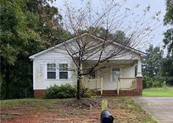 Pre-foreclosure Listing in RODEY AVE CHARLOTTE, NC 28206