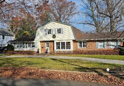 Pre-foreclosure in  HADDON PARK Fair Haven, NJ 07704
