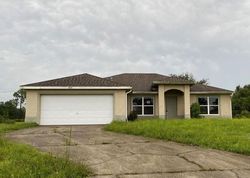  Laurie St, Lehigh Acres FL