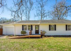 Pre-foreclosure Listing in BENNETT RD CHATTANOOGA, TN 37412