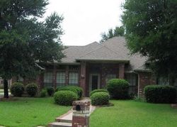  Blake Dr, Arlington TX