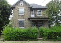 Pre-foreclosure Listing in CHARLES ST RACINE, WI 53404