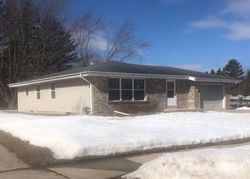 Pre-foreclosure Listing in MEMORIAL DR KEWASKUM, WI 53040