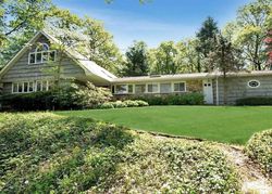 Pre-foreclosure Listing in BENSIN DR MELVILLE, NY 11747