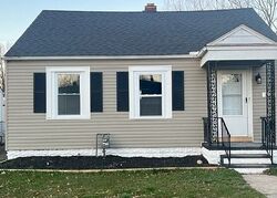 Pre-foreclosure Listing in MCKINLEY ST LORAIN, OH 44052