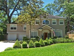 Pre-foreclosure in  APACHE AVE Jacksonville, FL 32210