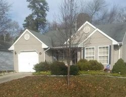 Pre-foreclosure Listing in VALLEY FORGE DR TUCKERTON, NJ 08087