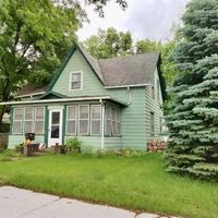 Pre-foreclosure Listing in BROAD ST STORY CITY, IA 50248