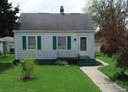 Pre-foreclosure in  MARION ST Davenport, IA 52802