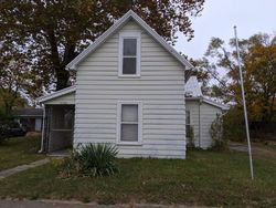 Pre-foreclosure Listing in S BROADWAY ST YORKTOWN, IN 47396