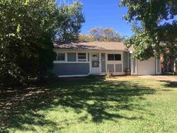 Pre-foreclosure Listing in S FERN ST WICHITA, KS 67213