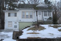 Pre-foreclosure in  CALIFORNIA AVE Middletown, NY 10940