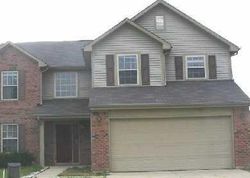 Pre-foreclosure in  LAKE BOGGS CT Indianapolis, IN 46254