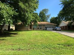Pre-foreclosure in  HIGHWOODS DR Indianapolis, IN 46222