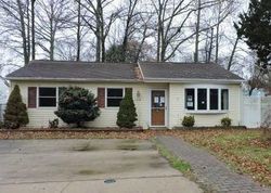 Pre-foreclosure Listing in ZELUS ST TUCKERTON, NJ 08087