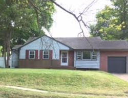 Pre-foreclosure Listing in WOODLANE RD MOUNT HOLLY, NJ 08060