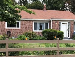 Pre-foreclosure in  FAIRFIELD ST Milford, CT 06460