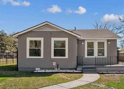 Pre-foreclosure Listing in WYANDOTTE ST BATON ROUGE, LA 70805