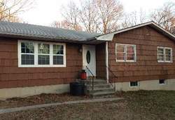Pre-foreclosure in  FIFE DR Coram, NY 11727