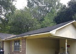 Pre-foreclosure Listing in N PAMELA DR BATON ROUGE, LA 70815