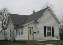 Pre-foreclosure Listing in MYRTLE AVE FRANKFORT, IN 46041