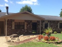 Pre-foreclosure Listing in S 30TH ST OZARK, AR 72949