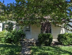 Pre-foreclosure Listing in E 37TH ST ANDERSON, IN 46013