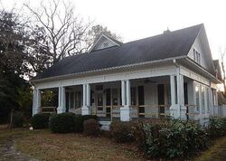 Pre-foreclosure in  COLUMBUS ST W Fayette, AL 35555