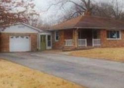 Pre-foreclosure Listing in FRONTENAC PL GODFREY, IL 62035