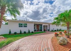 Pre-foreclosure in  NE 208TH TER Miami, FL 33179