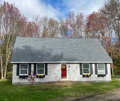 Pre-foreclosure in  GREENFIELD RD Peterborough, NH 03458