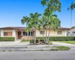 Pre-foreclosure in  NE 18TH AVE Miami, FL 33179