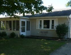 Pre-foreclosure Listing in S SAINT JOSEPH ST SOUTH BEND, IN 46614