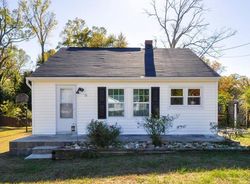 Pre-foreclosure in  KELLEY RD Fredericksburg, VA 22405