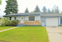 Pre-foreclosure Listing in 26TH ST NW MINOT, ND 58703