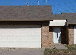 Pre-foreclosure Listing in NW DUNSTAN LN LAWTON, OK 73505