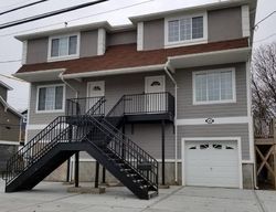 Pre-foreclosure in  CEDAR GROVE AVE Staten Island, NY 10306
