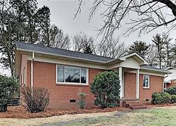 Pre-foreclosure Listing in GLENWOOD DR MOORESVILLE, NC 28115